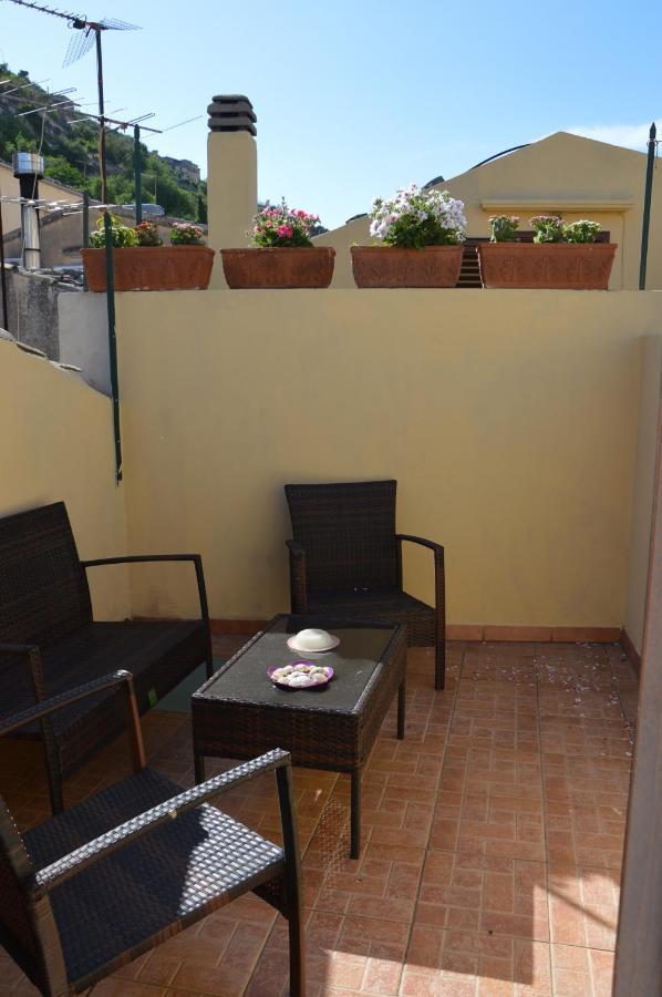 B&B Al Cortiletto Modica Centro Exterior photo