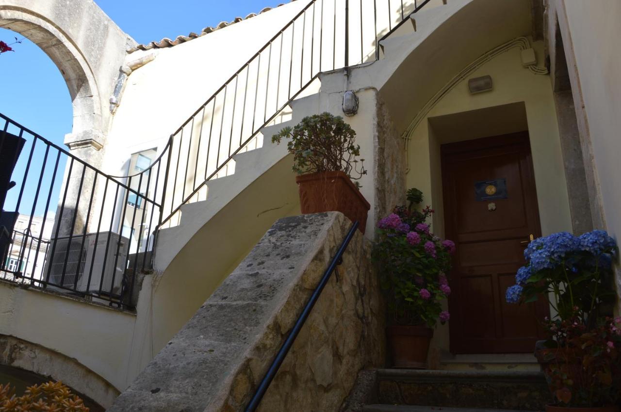 B&B Al Cortiletto Modica Centro Exterior photo